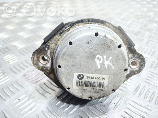BMW X5 E53 Engine mount bracket 6758430