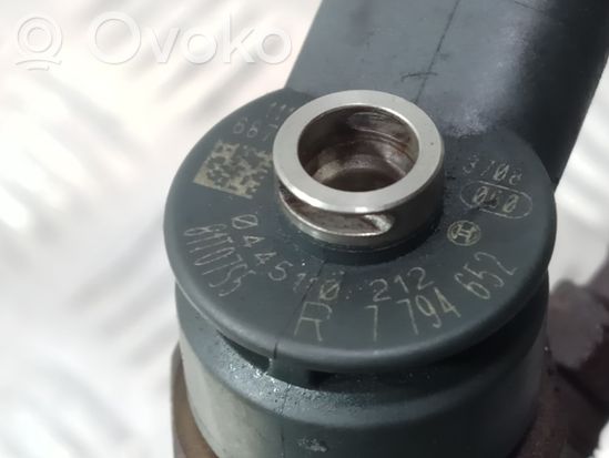 BMW 5 E60 E61 Fuel injector 0445110212 7794652