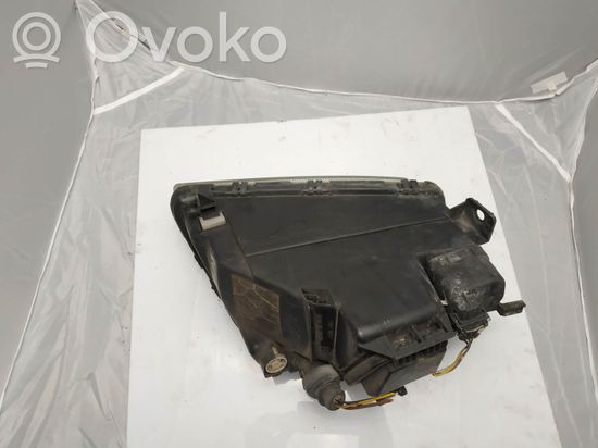 Audi A4 S4 B5 8D Headlight/headlamp