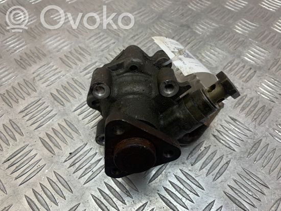 Audi A4 S4 B5 8D Power steering pump 8D0145156L