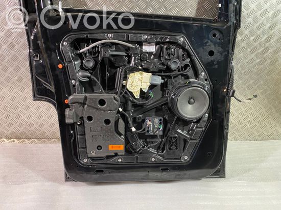 Mercedes-Benz V Class W447 Front door