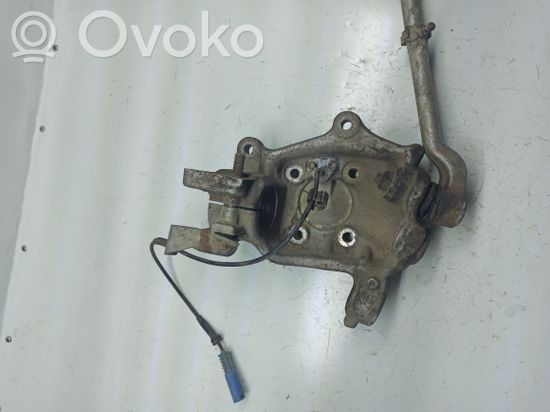 BMW 5 E39 Front wheel hub