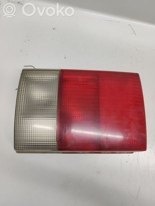 Audi 80 90 B3 Tailgate rear/tail lights 8A09450901