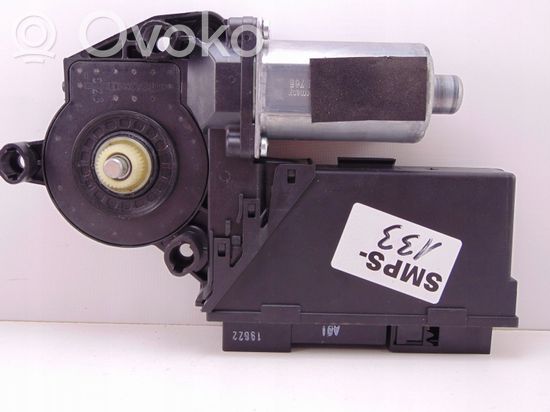 Audi A8 S8 D3 4E Rear door window regulator motor 4E0959802C