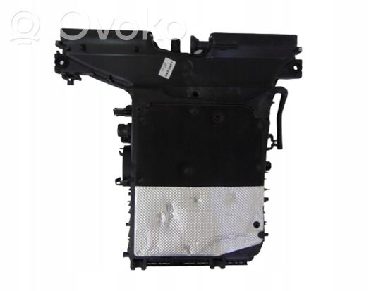 Audi Q7 4M Air filter box 4M0133837F