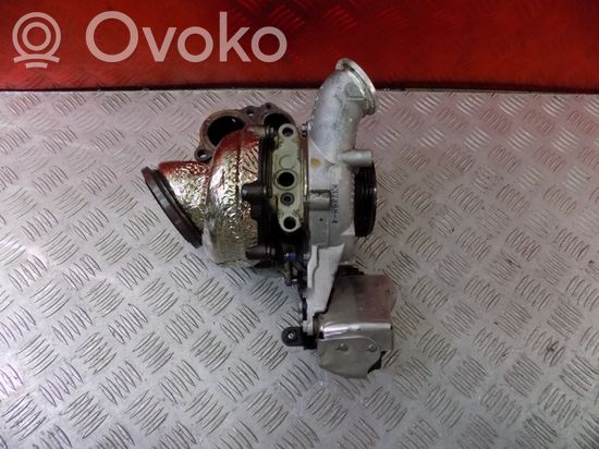Audi Q7 4M Turbo 057145653L