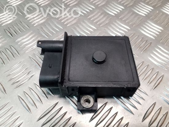 BMW 7 E65 E66 Glow plug pre-heat relay 780120102