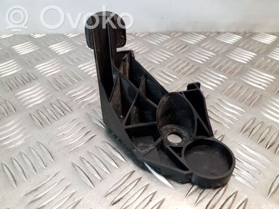 BMW 3 E46 Front bumper mounting bracket 7030620