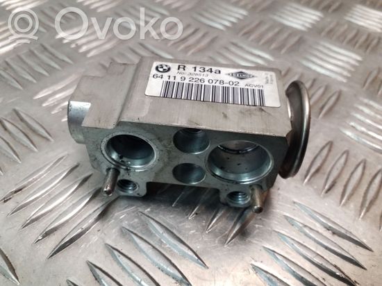 BMW 1 E81 E87 Air conditioning (A/C) expansion valve 64119226078