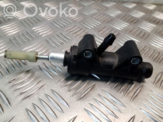 BMW 1 E81 E87 Clutch slave cylinder 6773670 13670610