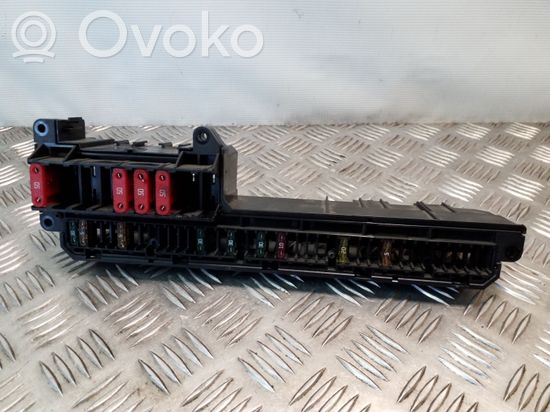 BMW 5 E60 E61 Fuse module 6932452