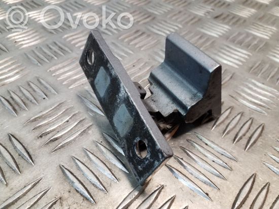 BMW 5 E60 E61 Rear door upper hinge 7068087