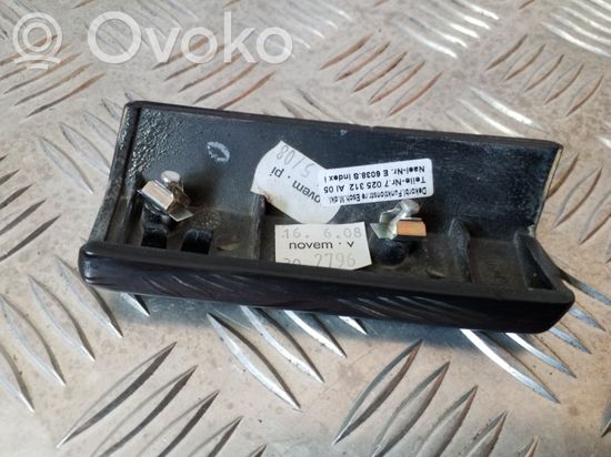 BMW 7 E65 E66 Panel trim 7025312