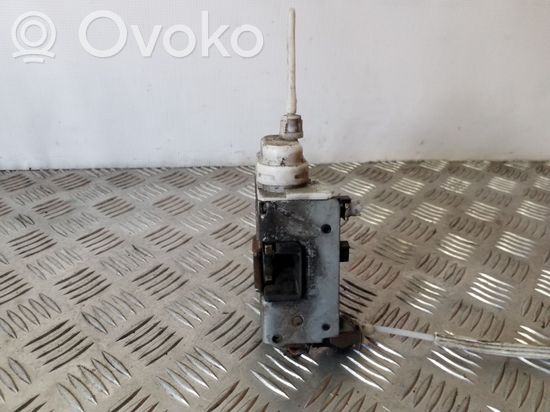 Audi A4 S4 B5 8D Front door lock 8D1837015F