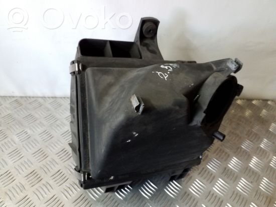Audi A4 S4 B5 8D Air filter box 4B0133837