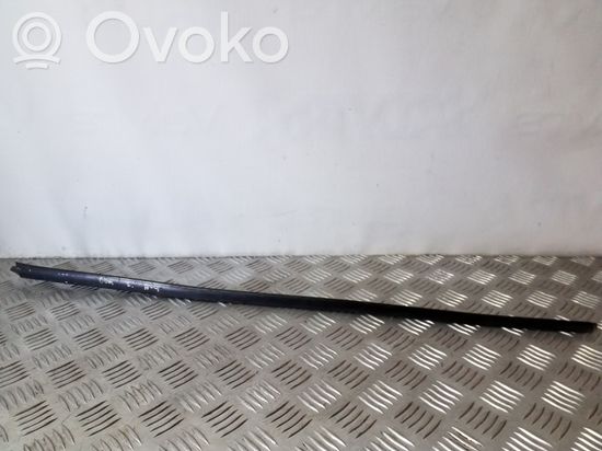 Audi A4 S4 B5 8D Windshield trim