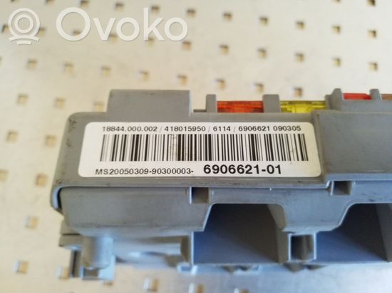BMW 3 E90 E91 Fuse module 690662101 10688710