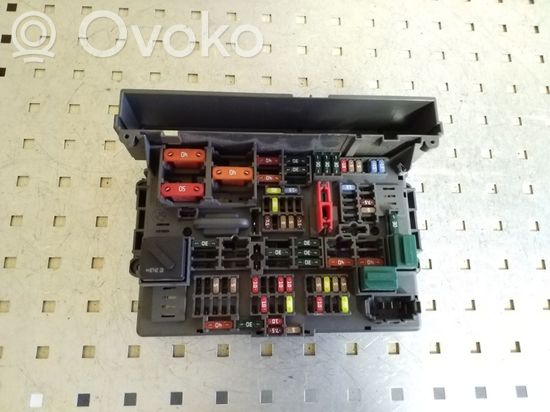 BMW 1 E81 E87 Fuse box set 9119445