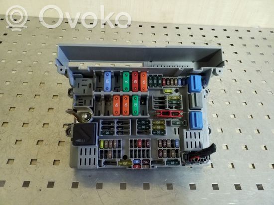 BMW 1 E81 E87 Fuse box set 6906609