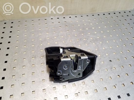 BMW 5 E60 E61 Rear door lock 7202148 A053702