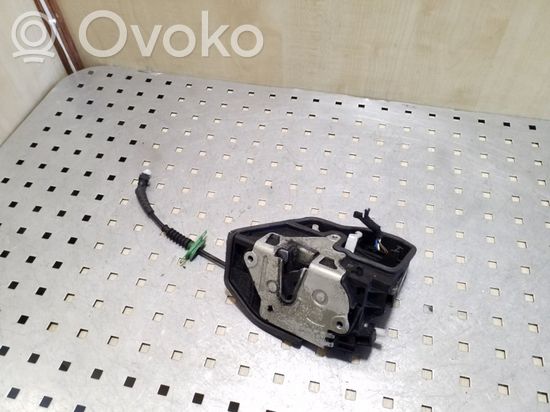 BMW X3 E83 Rear door lock