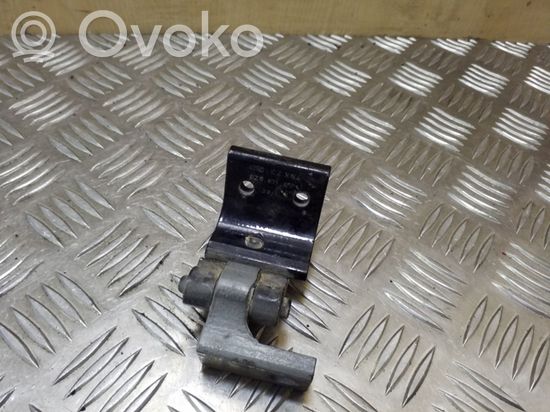 Audi A2 Rear door lower hinge