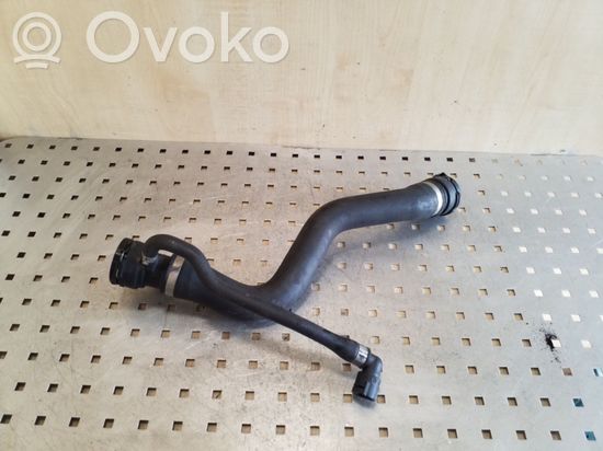 BMW 3 E92 E93 Engine coolant pipe/hose