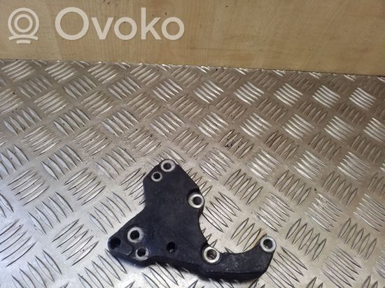 BMW 5 E39 Power steering pump mounting bracket 32422247556