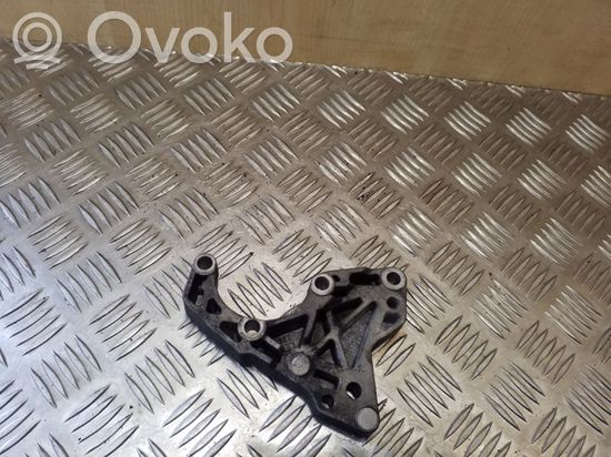 BMW 5 E39 Power steering pump mounting bracket 32422247556