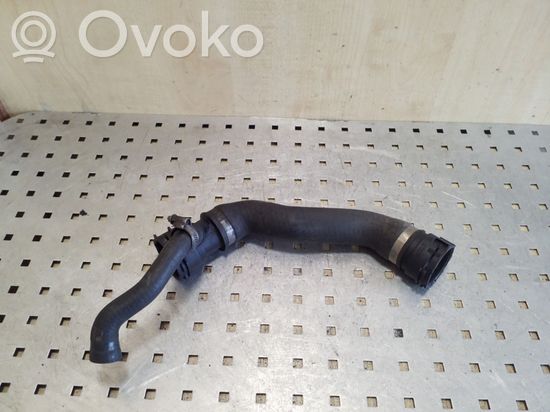 BMW 5 E39 Engine coolant pipe/hose