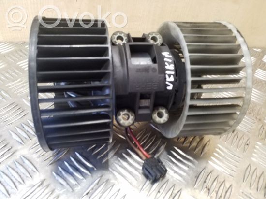 BMW 3 E46 Heater fan/blower 013001103