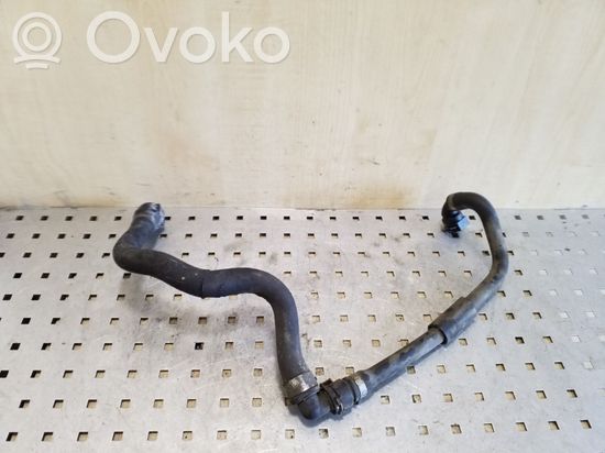 BMW X5 E70 Engine coolant pipe/hose