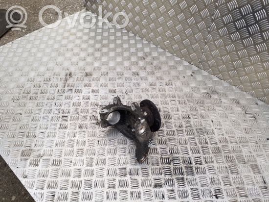 BMW 5 E60 E61 Front wheel hub