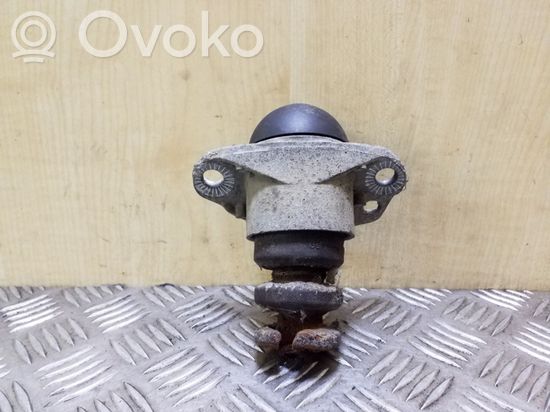 Volkswagen Golf IV Front shock absorber mounting bracket