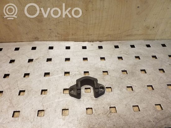 BMW X5 E53 Fuel Injector clamp holder