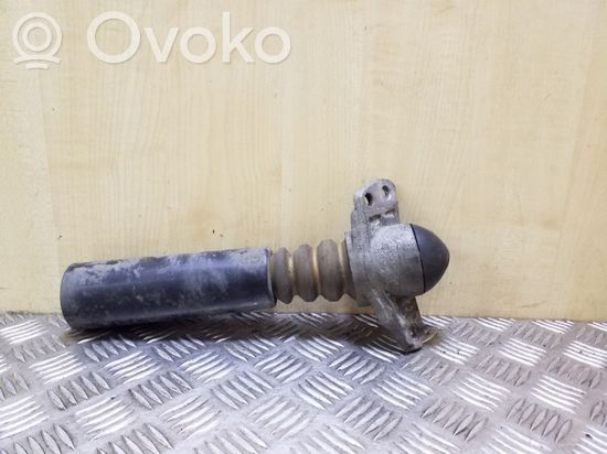 Volkswagen PASSAT B7 Front shock absorber mounting bracket