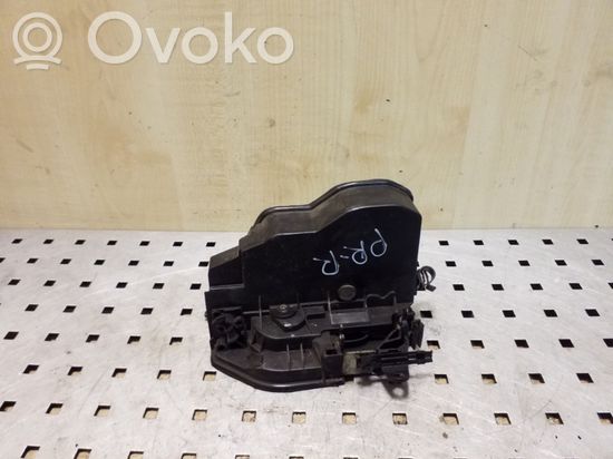 BMW X5 E70 Front door lock 7167072 A046998