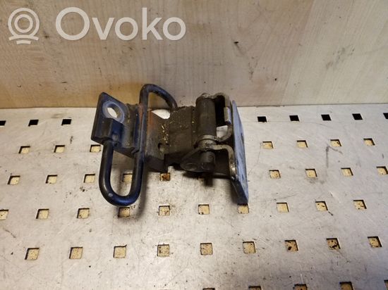 Audi A3 S3 8L Front door lower hinge 4B0831412A