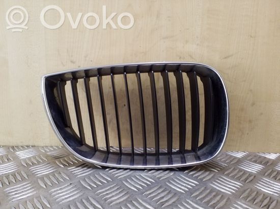 BMW 1 E81 E87 Front bumper upper radiator grill 511370771309