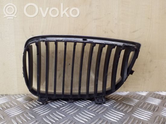 BMW 1 E81 E87 Front bumper upper radiator grill 511370771309