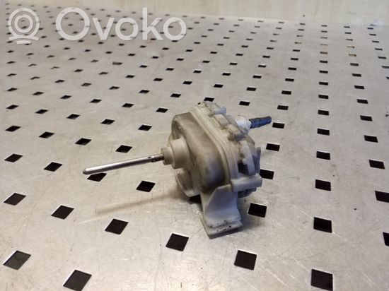 Audi A8 S8 D2 4D Central locking vacuum pump 4D0862153