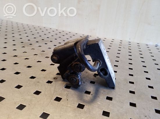 Audi A8 S8 D2 4D Rear door lower hinge 4D0833411