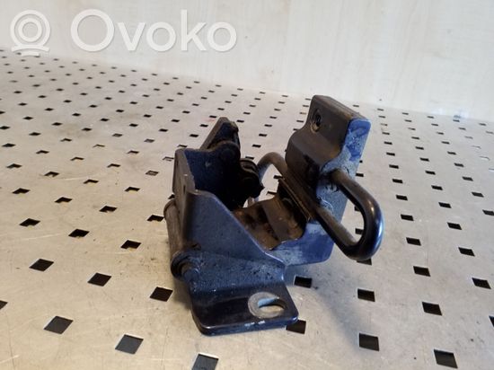 Audi A8 S8 D2 4D Rear door lower hinge 4D0833411