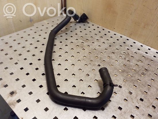 BMW X3 E83 Engine coolant pipe/hose