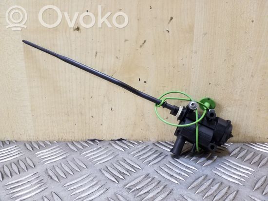 BMW 3 E90 E91 Fuel tank cap lock motor 67116985880