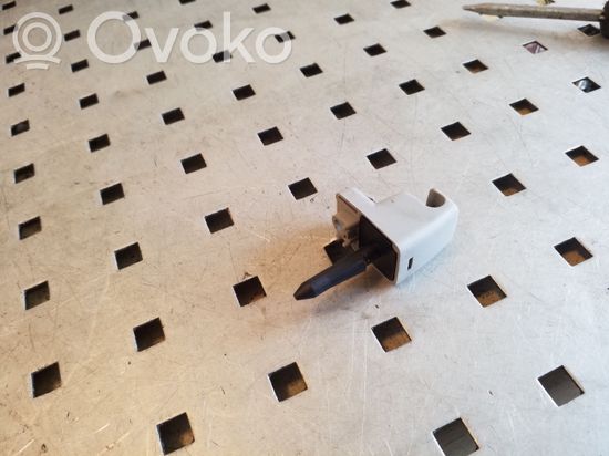 BMW X3 E83 Sun visor clip/hook/bracket