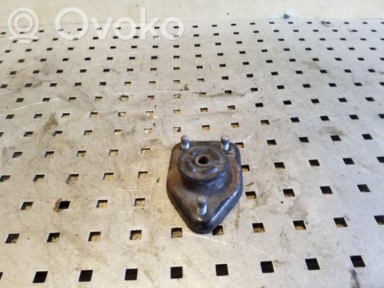 BMW X3 E83 Front shock absorber mounting bracket