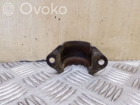 BMW X5 E53 Sway bar bush bracket, rear