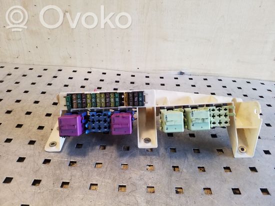 BMW X5 E53 Fuse module 61138383720