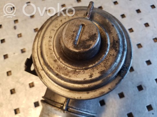 BMW X5 E53 EGR valve 7789999